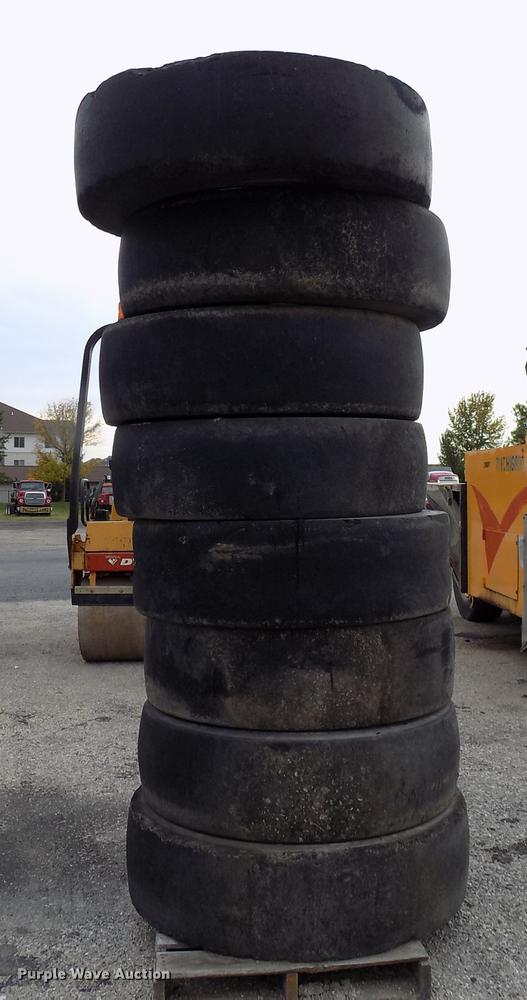 image for item DC4839 Tires