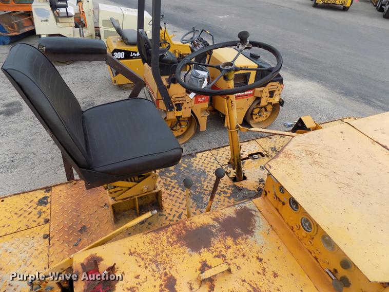 image for item DC4840 Michigan KW-140 pneumatic roller