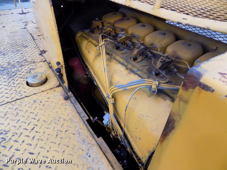 image for item DC4840 Michigan KW-140 pneumatic roller