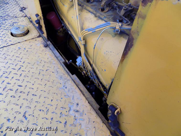 image for item DC4840 Michigan KW-140 pneumatic roller