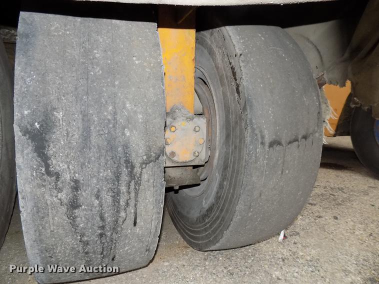 image for item DC4840 Michigan KW-140 pneumatic roller