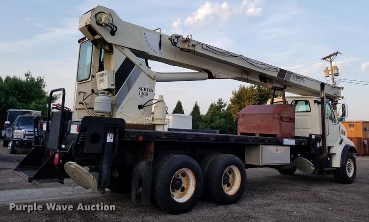 image for item DC4842 2001 Sterling L9500 crane truck
