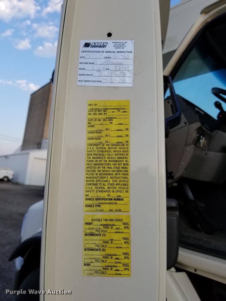 image for item DC4842 2001 Sterling L9500 crane truck