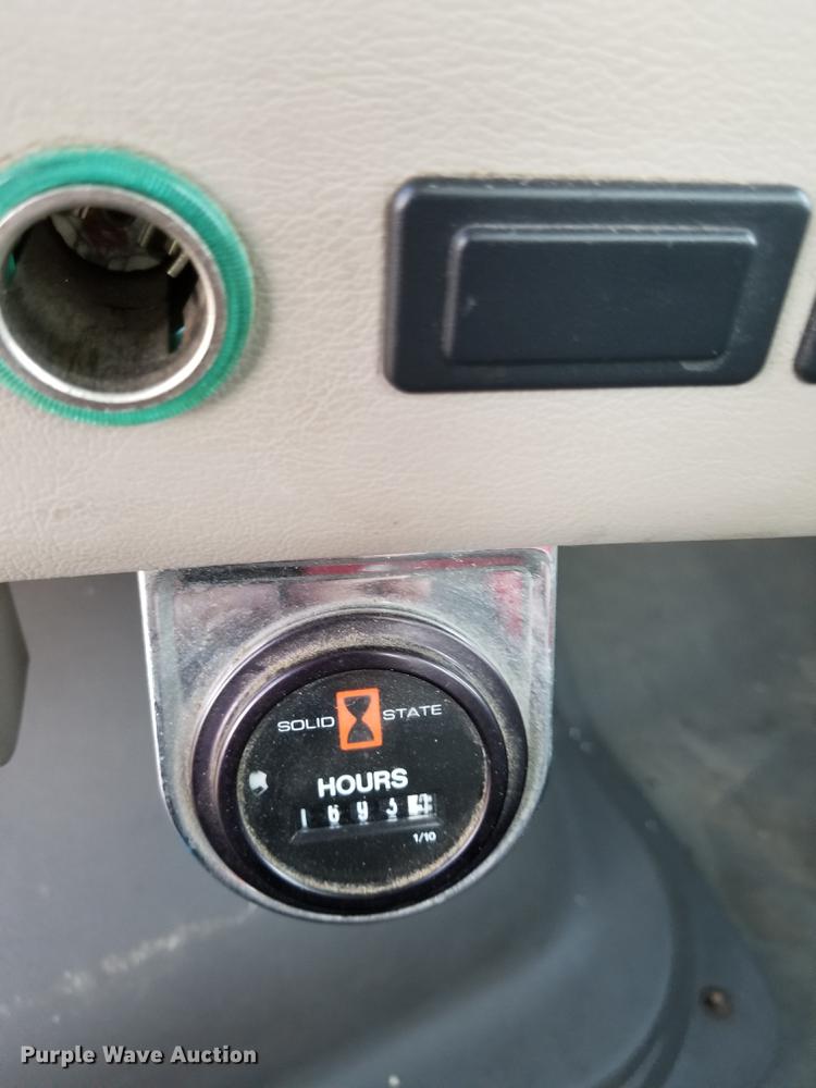 image for item DC4842 2001 Sterling L9500 crane truck