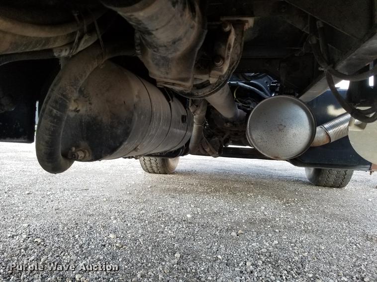 image for item DC4842 2001 Sterling L9500 crane truck