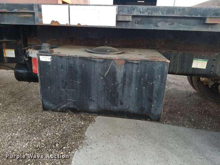 image for item DC4842 2001 Sterling L9500 crane truck