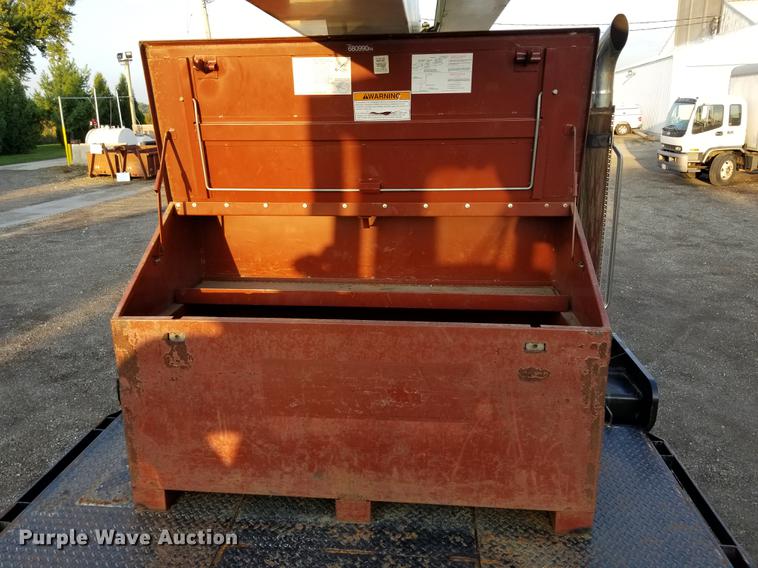 image for item DC4842 2001 Sterling L9500 crane truck