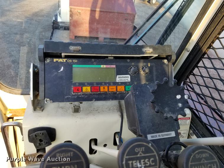 image for item DC4842 2001 Sterling L9500 crane truck