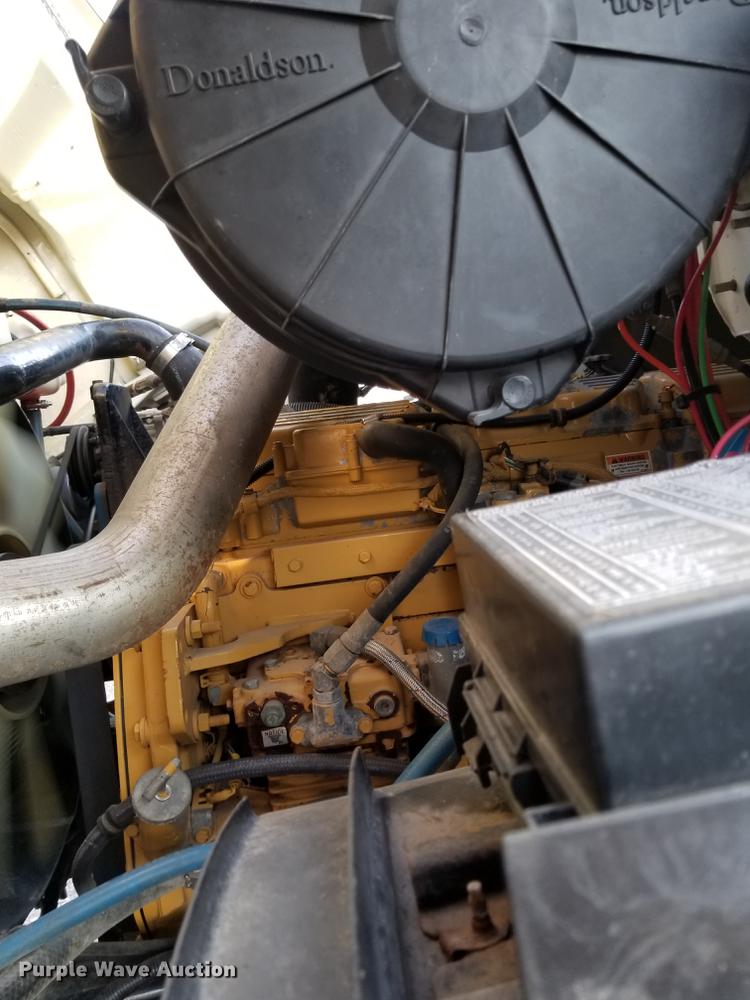 image for item DC4842 2001 Sterling L9500 crane truck