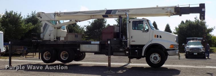 image for item DC4842 2001 Sterling L9500 crane truck