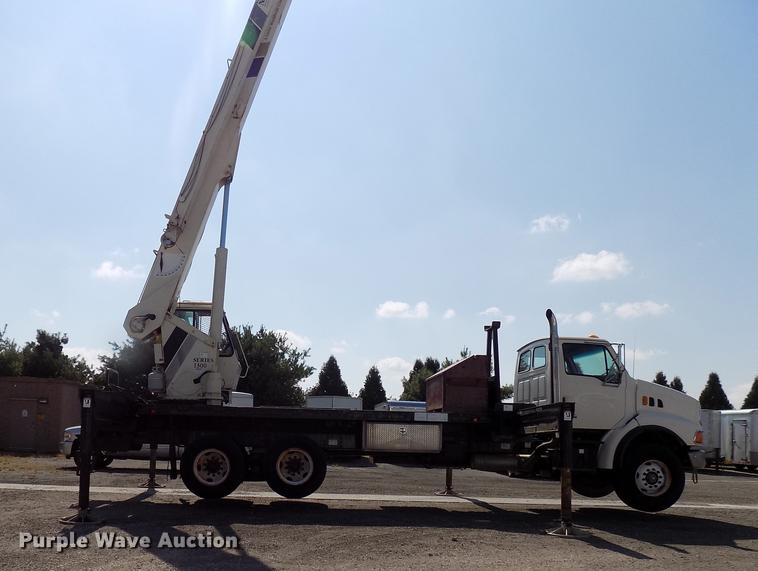 image for item DC4842 2001 Sterling L9500 crane truck