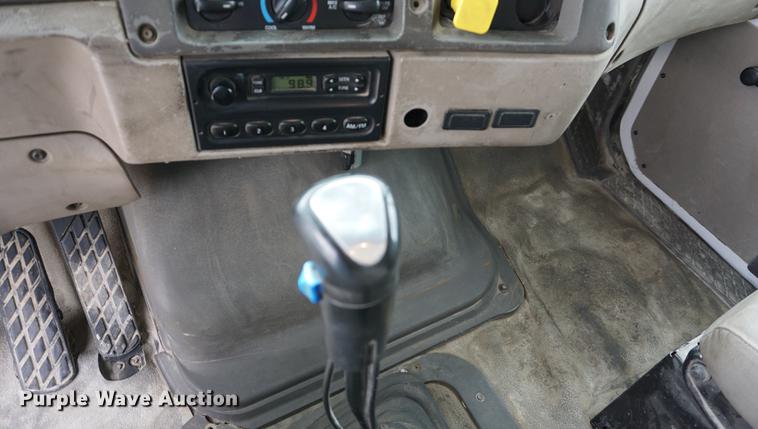 image for item DC5268 2001 Sterling L7500 dump truck