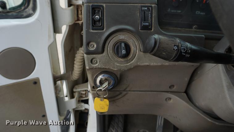 image for item DC5268 2001 Sterling L7500 dump truck