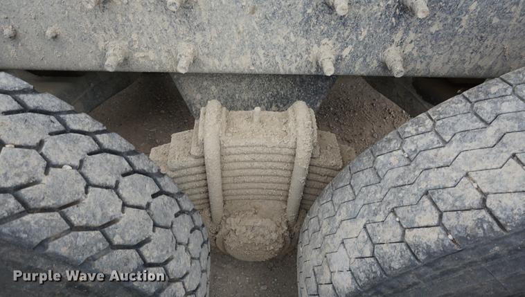 image for item DC5269 2000 Mack RD688S dump truck