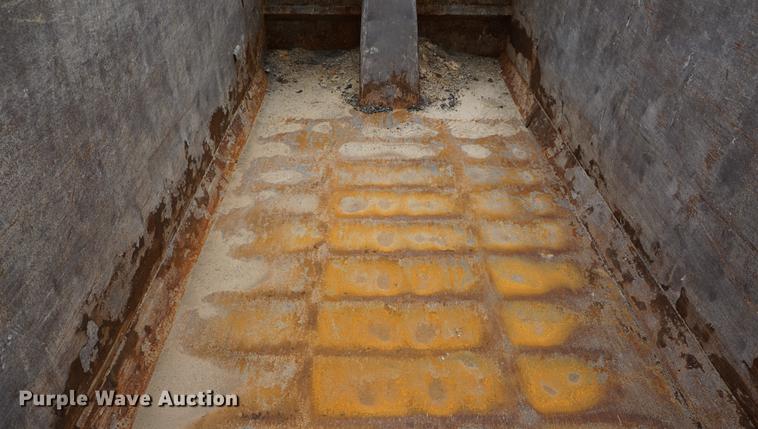 image for item DC5269 2000 Mack RD688S dump truck