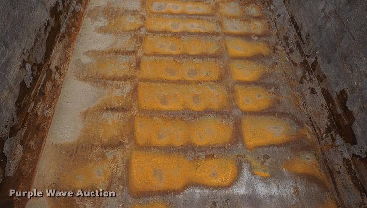 image for item DC5269 2000 Mack RD688S dump truck