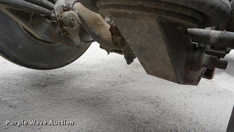 image for item DC5269 2000 Mack RD688S dump truck