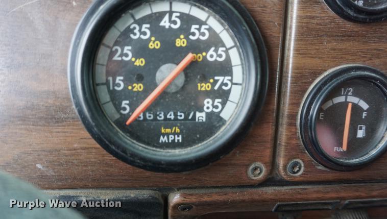 image for item DC5270 1994 Freightliner FLD dump truck