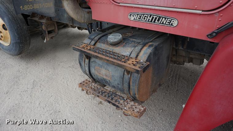 image for item DC5270 1994 Freightliner FLD dump truck