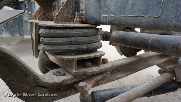 image for item DC5270 1994 Freightliner FLD dump truck