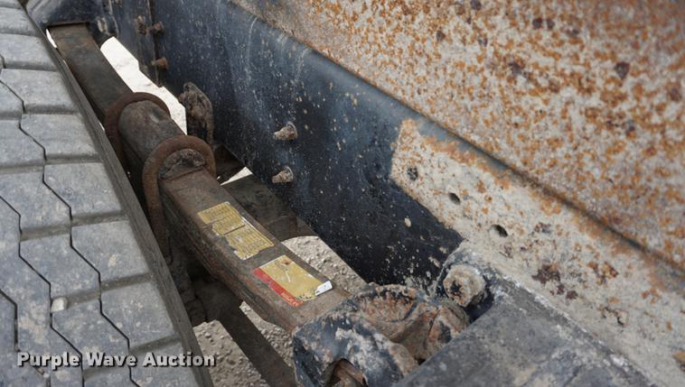 image for item DC5270 1994 Freightliner FLD dump truck