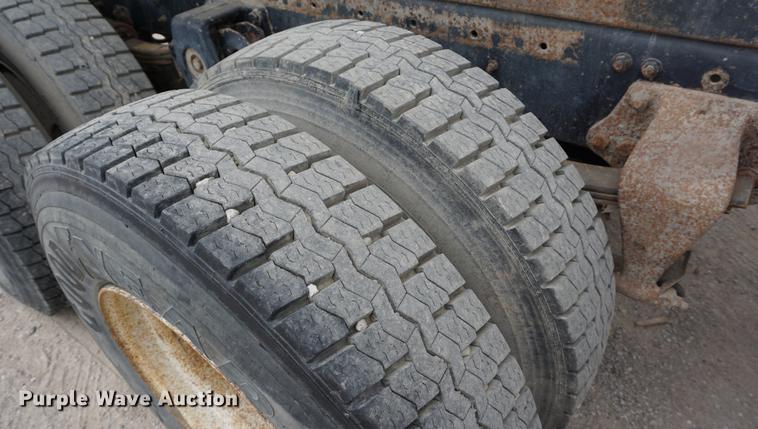 image for item DC5270 1994 Freightliner FLD dump truck