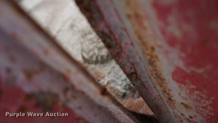 image for item DC5270 1994 Freightliner FLD dump truck