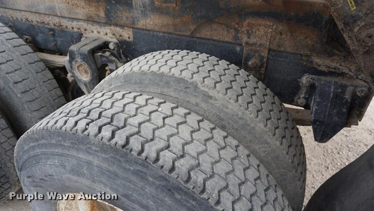 image for item DC5270 1994 Freightliner FLD dump truck