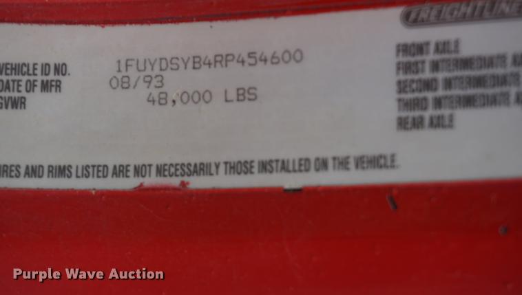 image for item DC5270 1994 Freightliner FLD dump truck