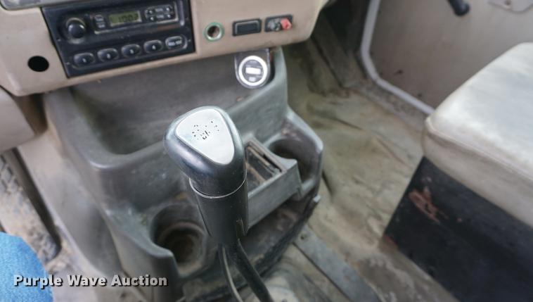 image for item DC5271 2001 Sterling L9500 dump truck