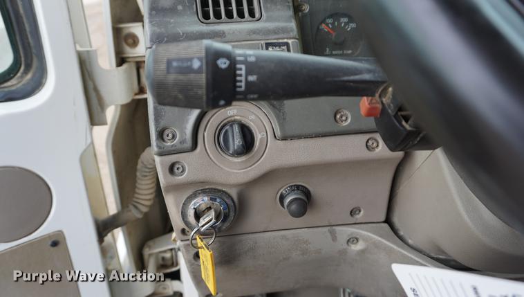 image for item DC5271 2001 Sterling L9500 dump truck