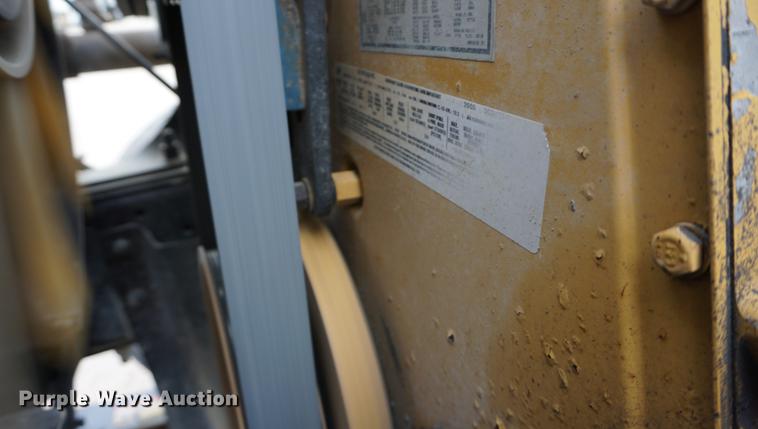 image for item DC5271 2001 Sterling L9500 dump truck