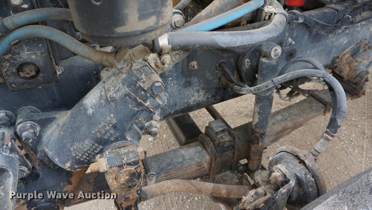 image for item DC5271 2001 Sterling L9500 dump truck