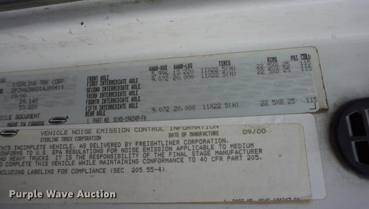 image for item DC5271 2001 Sterling L9500 dump truck