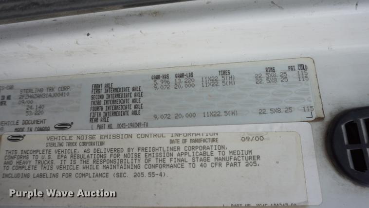 image for item DC5271 2001 Sterling L9500 dump truck