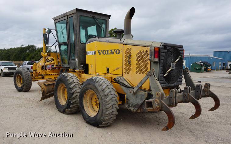 image for item DC5273 1989 Volvo G720B motor grader