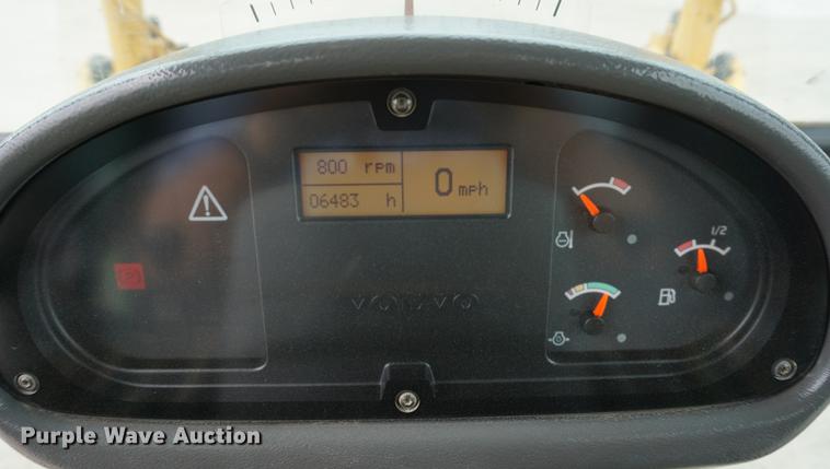 image for item DC5273 1989 Volvo G720B motor grader