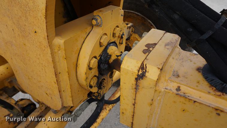 image for item DC5273 1989 Volvo G720B motor grader