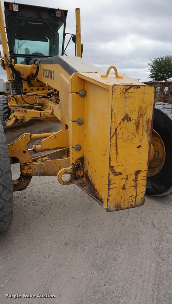 image for item DC5273 1989 Volvo G720B motor grader