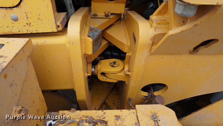 image for item DC5273 1989 Volvo G720B motor grader