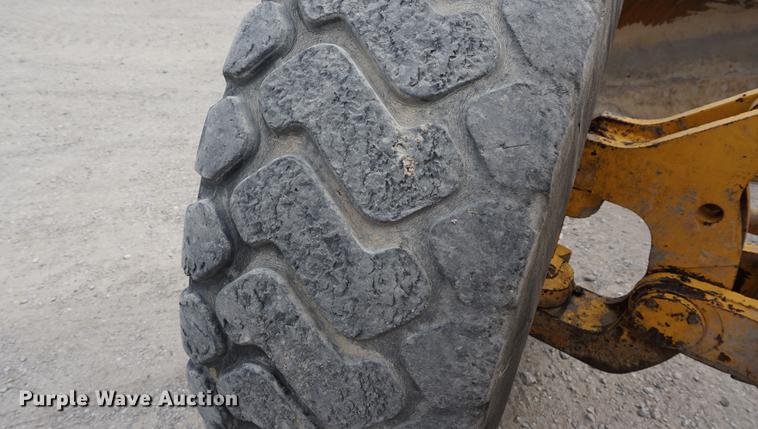 image for item DC5273 1989 Volvo G720B motor grader