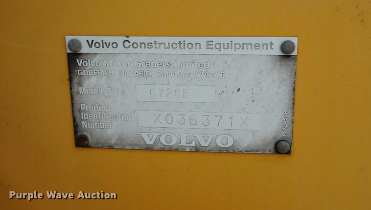image for item DC5273 1989 Volvo G720B motor grader