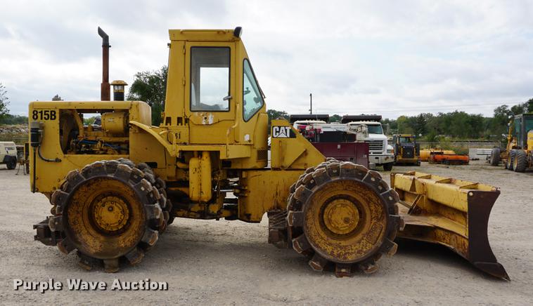 image for item DC5274 1973 Caterpillar 815B landfill compactor
