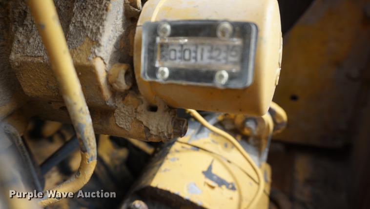 image for item DC5274 1973 Caterpillar 815B landfill compactor