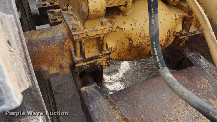 image for item DC5274 1973 Caterpillar 815B landfill compactor