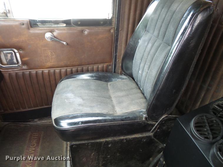 image for item DC5308 1985 Kenworth W900 dump truck