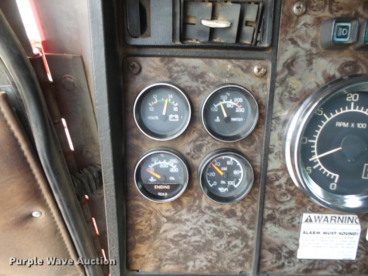 image for item DC5308 1985 Kenworth W900 dump truck