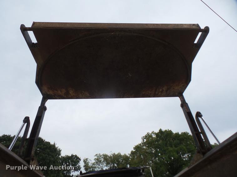 image for item DC5308 1985 Kenworth W900 dump truck