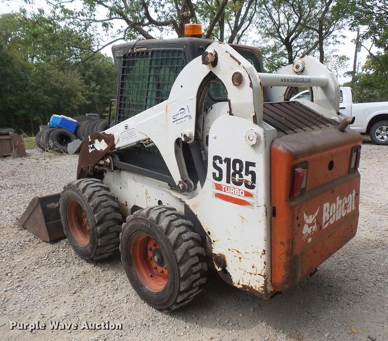 image for item DC5316 2005 Bobcat S185 skid steer