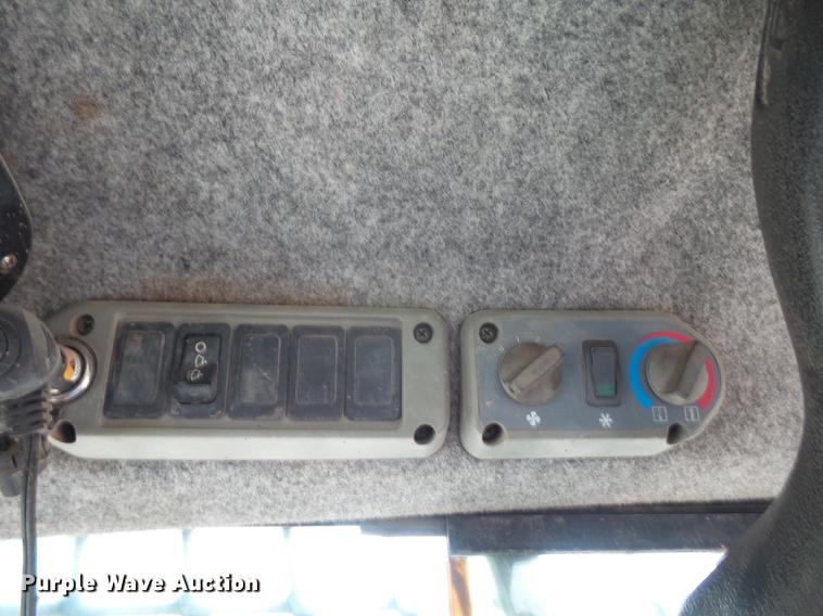 image for item DC5316 2005 Bobcat S185 skid steer